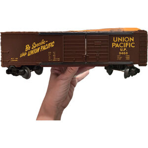 Lionel Union Pacific Double-Door Boxcar 6-9468 O gauge Trains